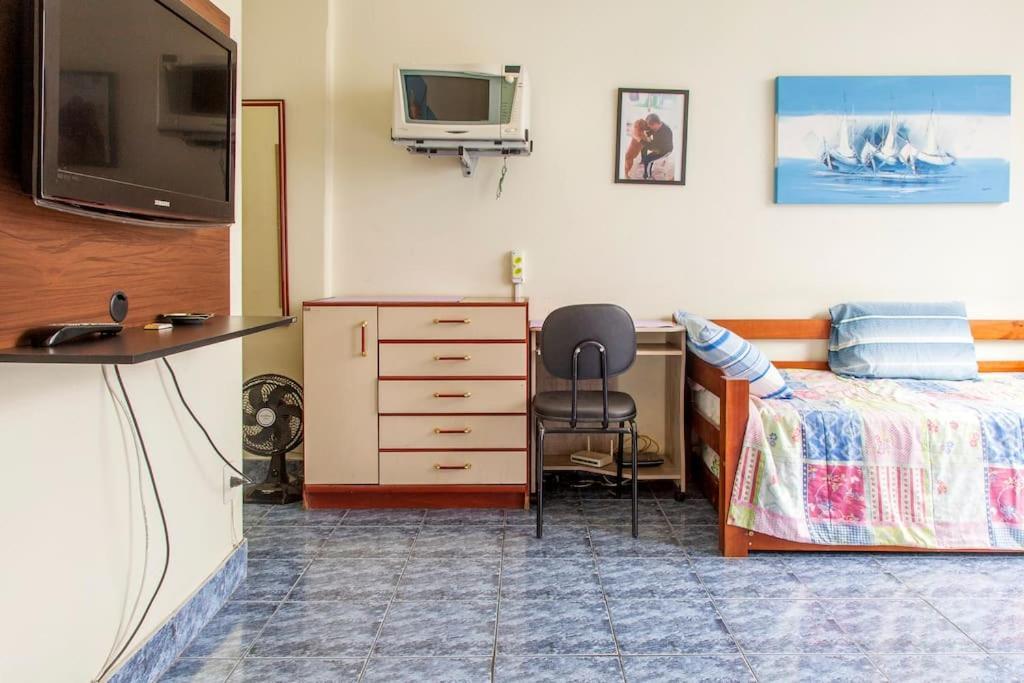 Ap Mobiliado Em Sp Metro Da Repubilca Brasil Apartamento *